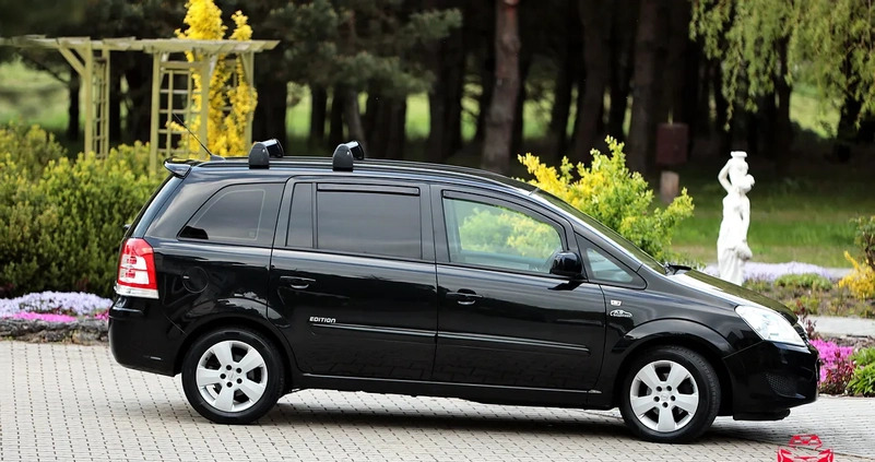 Opel Zafira cena 23999 przebieg: 186000, rok produkcji 2012 z Pińczów małe 704